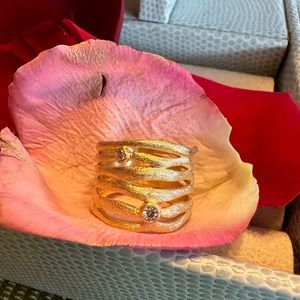 #5. Gift NWT Rivka Friedman Size 8 18k satin gold clad sim diamond accent ring